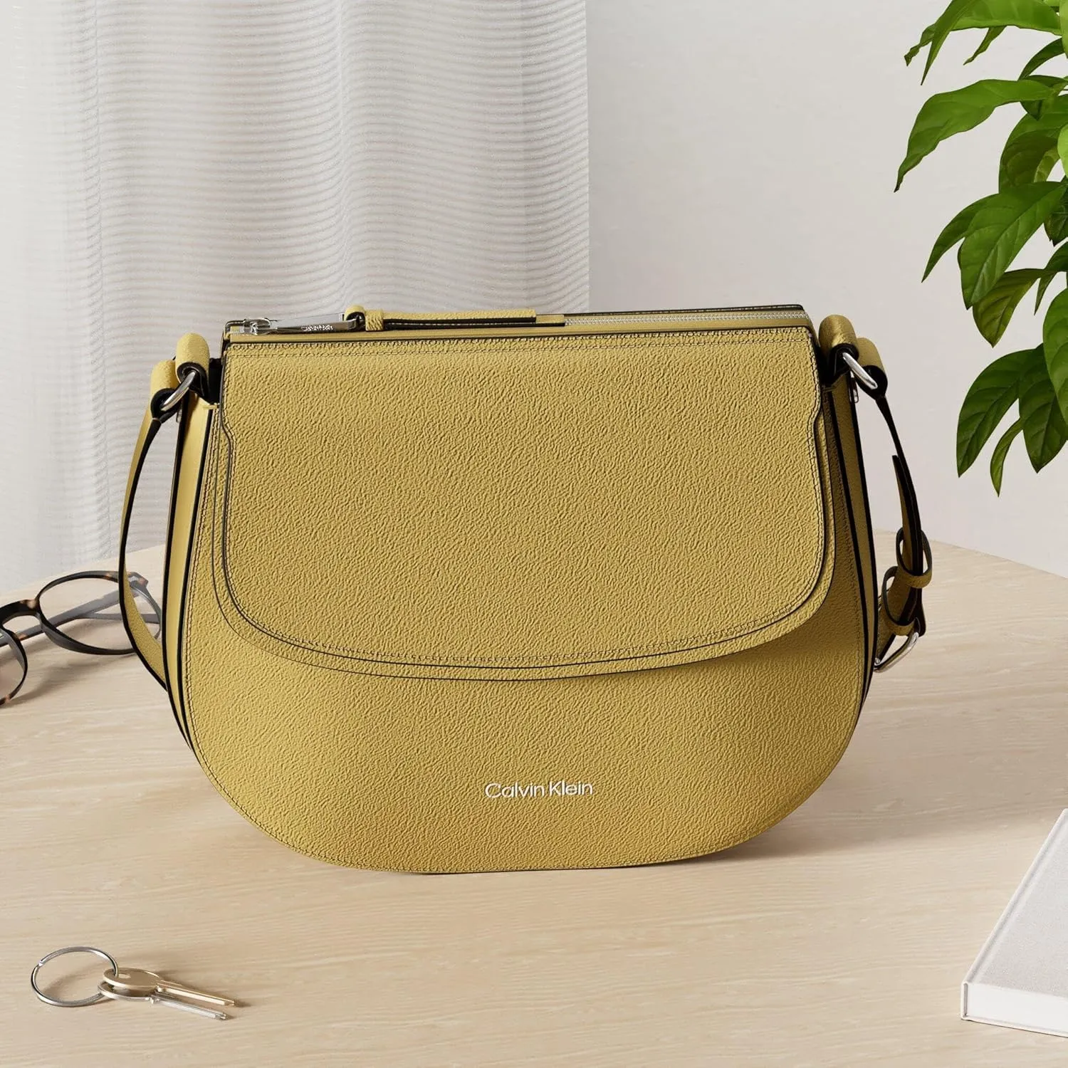 Calvin Klein Bella Novelty Crossbody