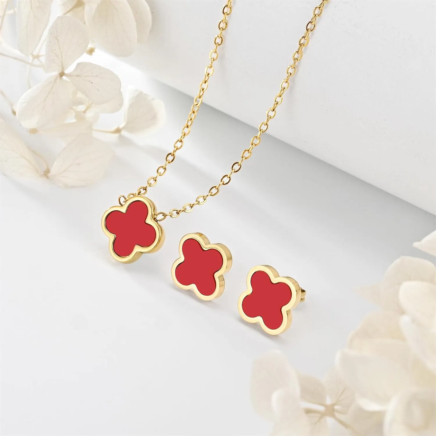 Clover Necklace and Stud Earrings Jewelry Set White Black Red Clover Pendant Necklace 18k Gold Plated Four Leaf Clover Necklace Earrings Set Gifts for Women