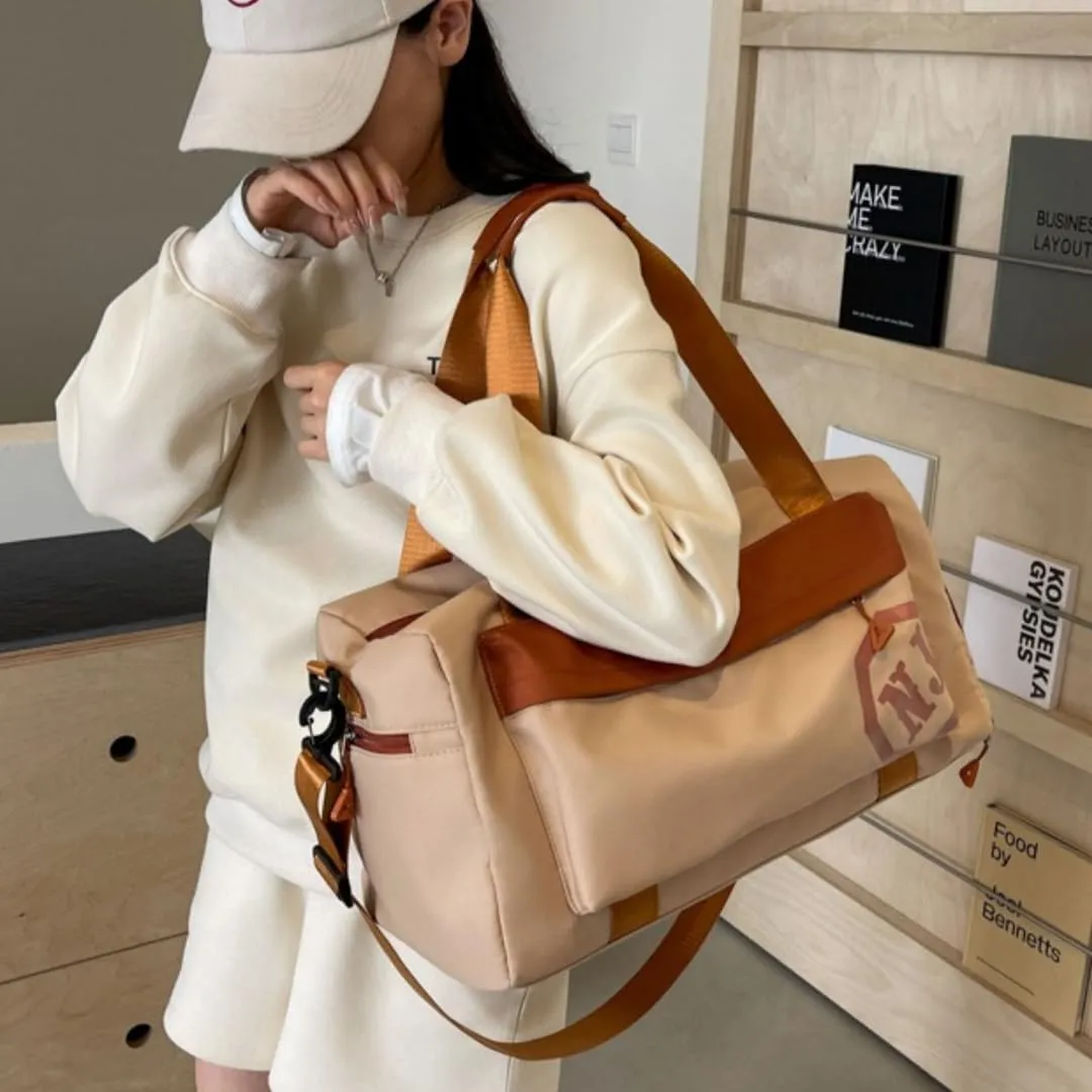 Color-Blocked Short-Trip Duffel Bag for Women, Crossbody & Shoulder Bag, Sports Duffel with Large Capacity (Khaki)
