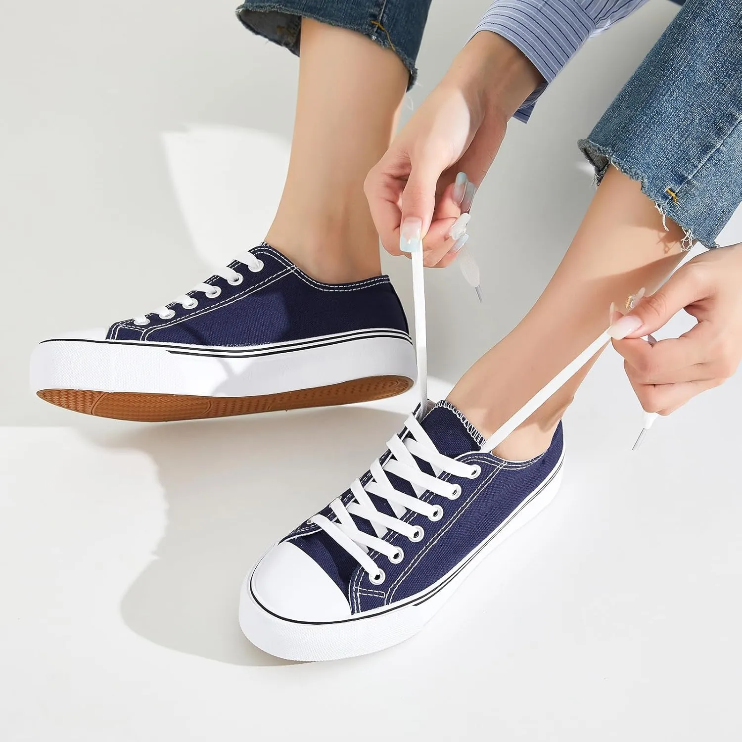 FRACORA Womens White Canvas Sneakers Low Top Lace Up Canvas Shoes Fashion Comfortable