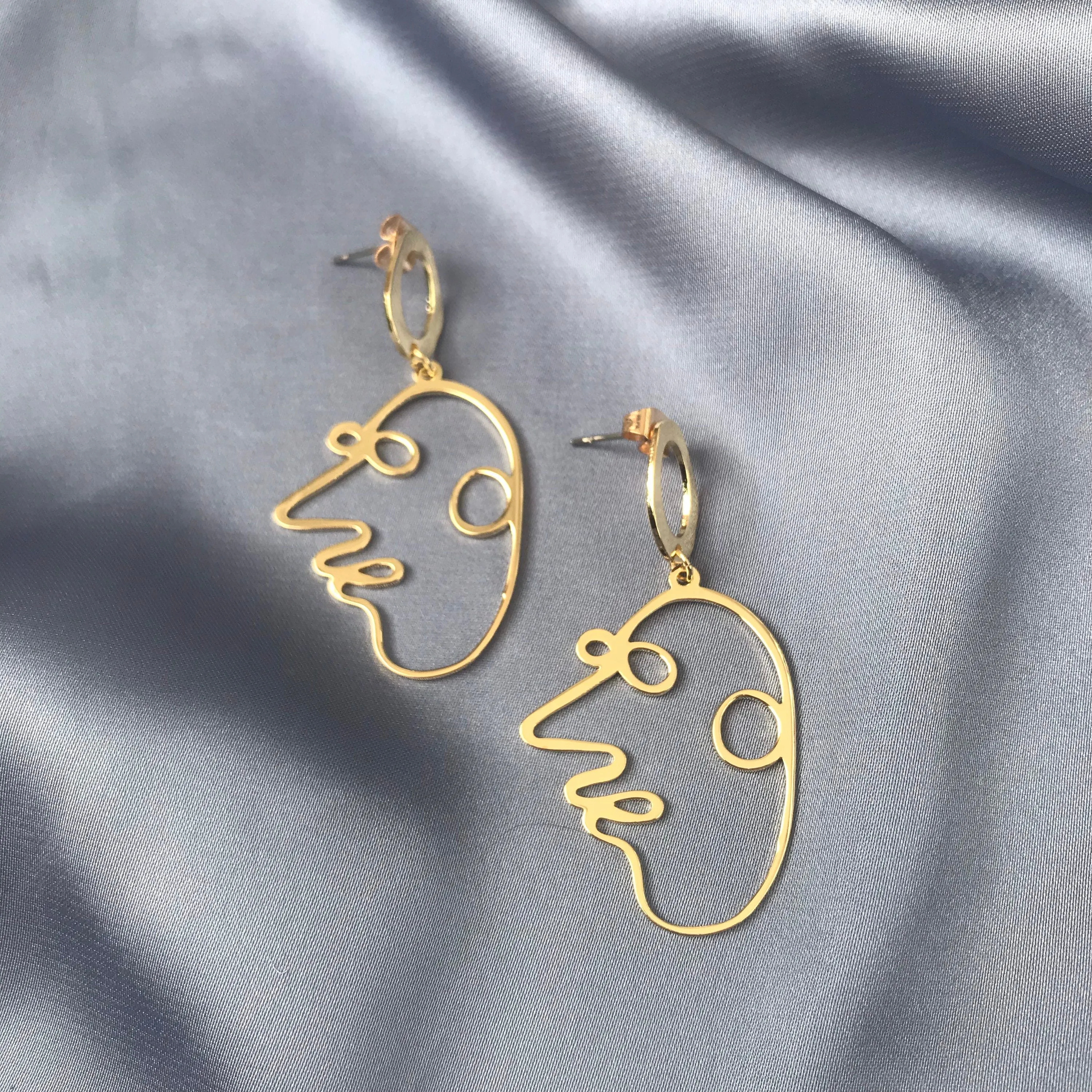 Gold Plated Hollow Out Face Charm Drop Earrings - Feminist Earrings, Abstract Face Earrings, High Polished, Hanging Jewellery, Accessories