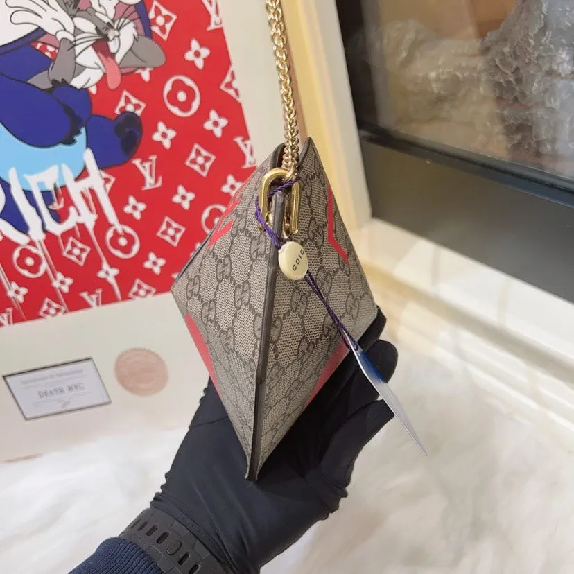 Gucci GG Heart Chain Crossbody Bag Beige Monogram Canvas
