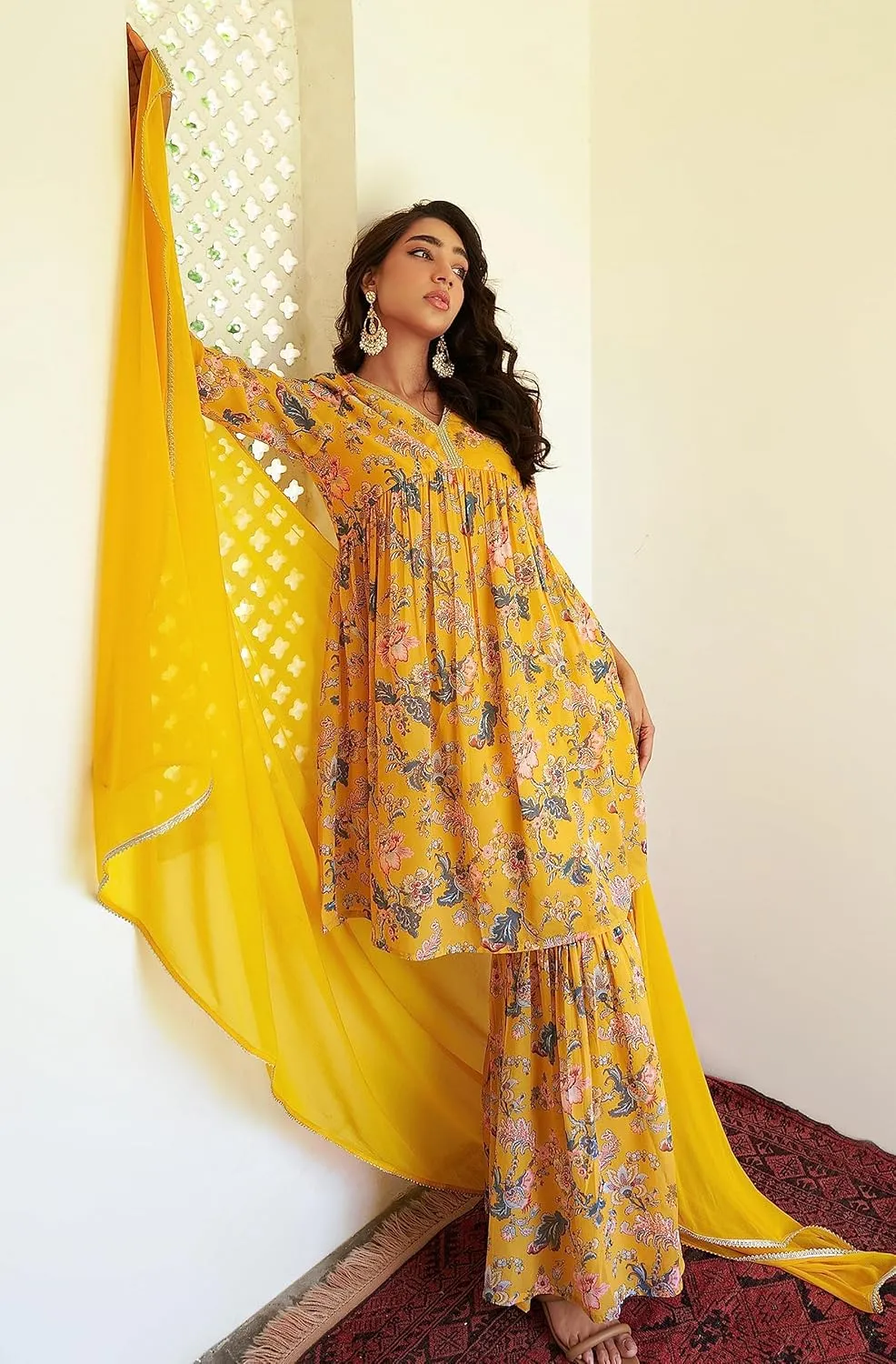 Janasya Indian Women's Flowy Floral Printed Kurta Kurti Top Tunic Festive Wedding Party wear Kurta with Pant and Dupatta