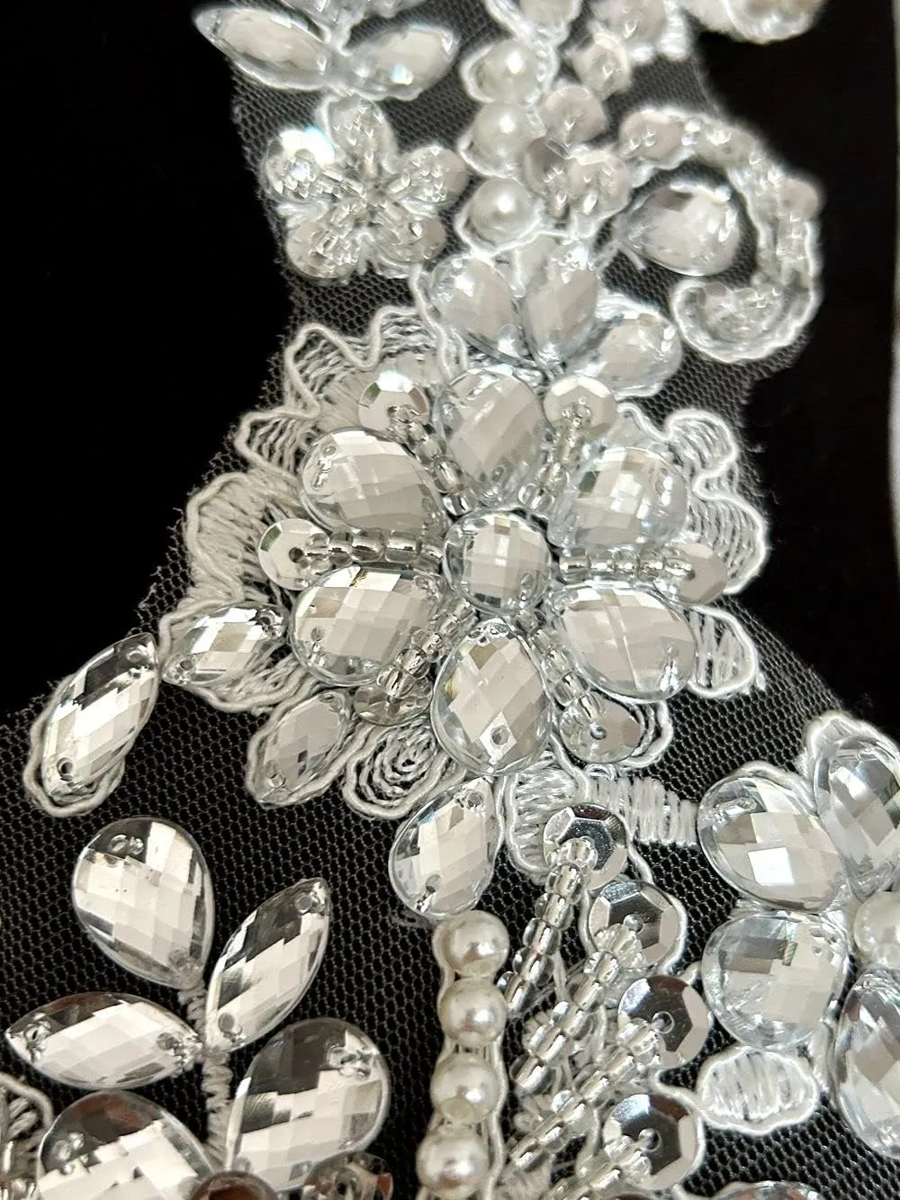 Lace Flower Beads Pearl Patches,Sew on Rhinestones Appliques for Dress Clothing Neckline (White)