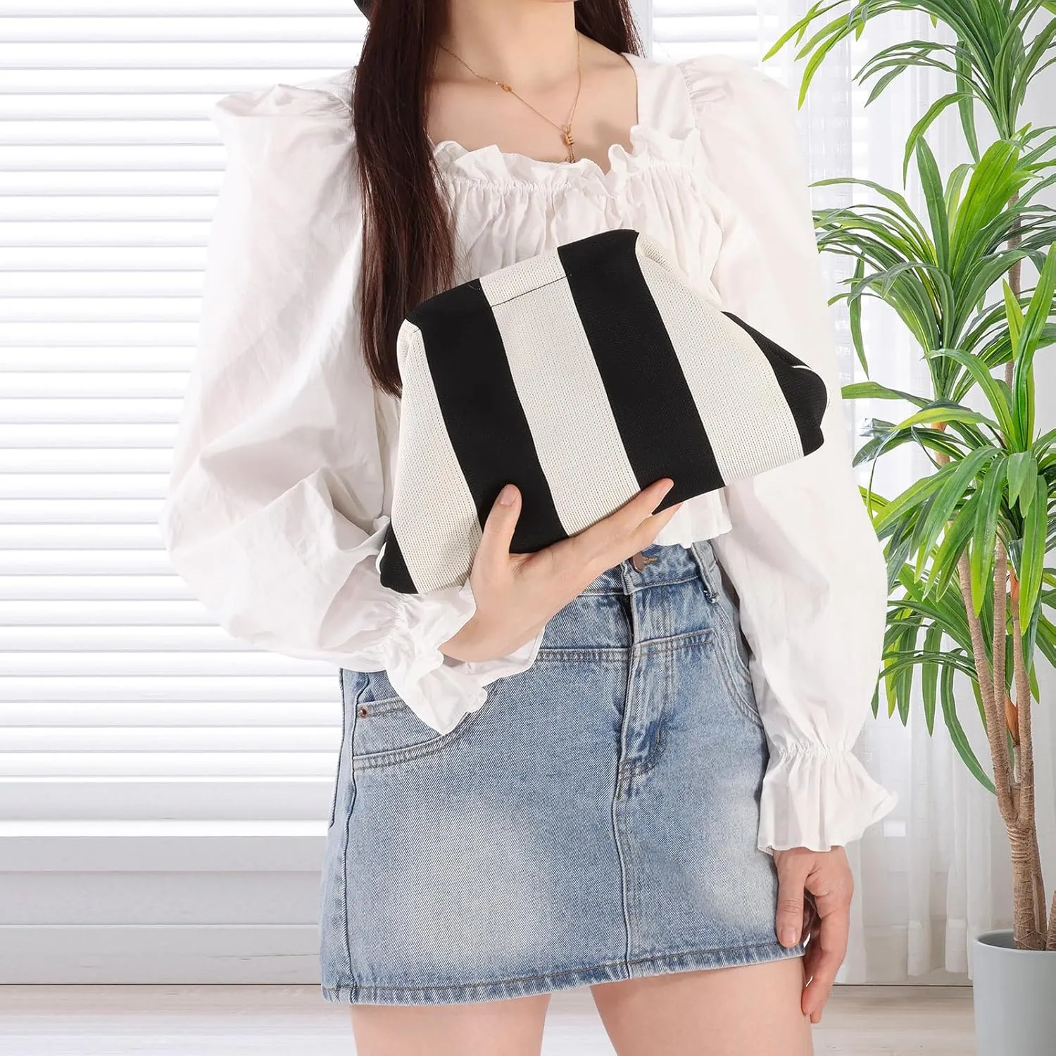 Ovida Colorblock Clutch Purse for Women Summer Beach Dumpling Clutch Crochet Handbag Ruched Cloud Clutch Bag for Party