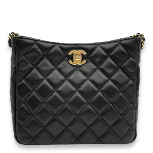 Pearl Crush Seasonal Black Crossbody Bag in Lambskin, Gold hardware