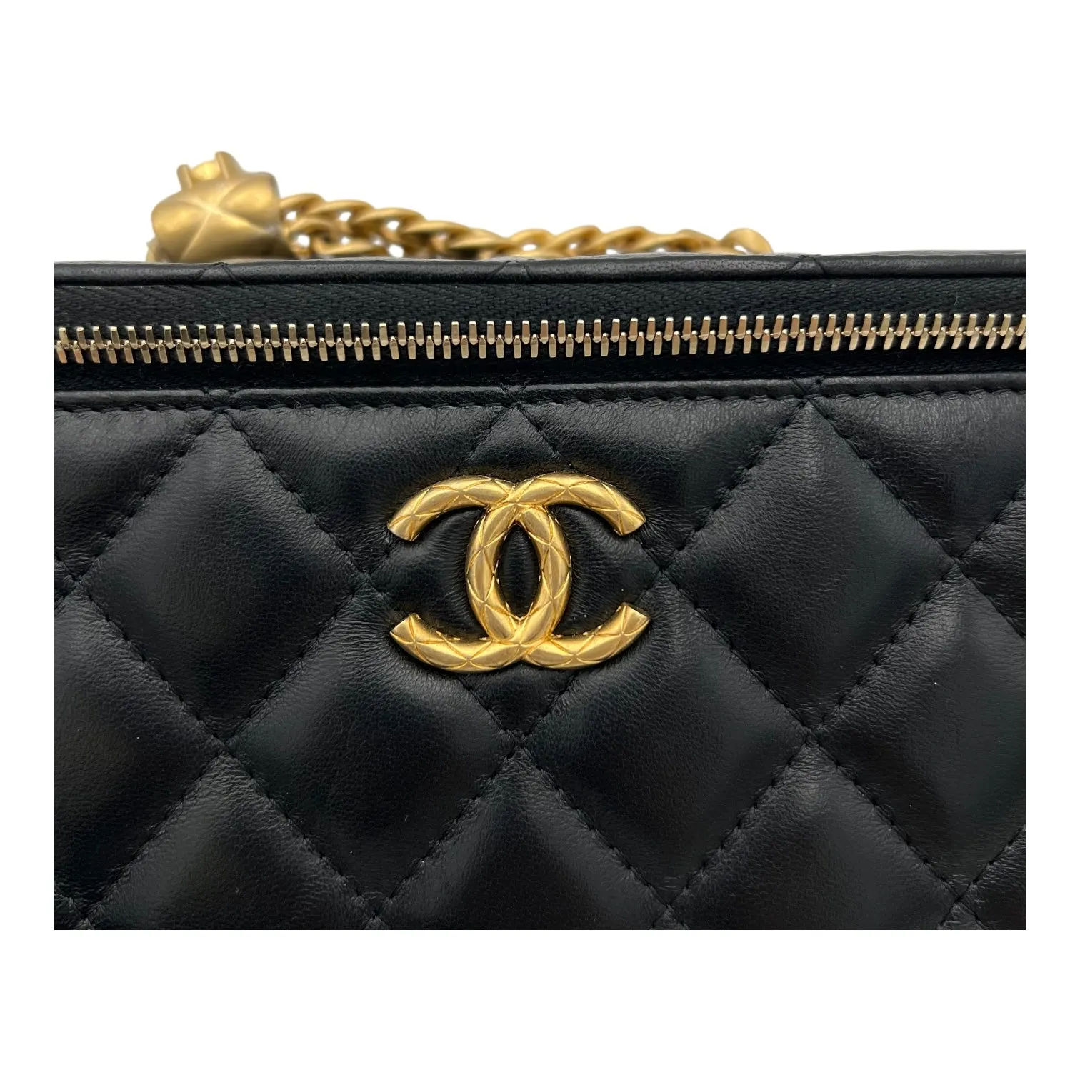 Pearl Crush Vanity Crossbody Bag Black in Lambskin, Gold hardware