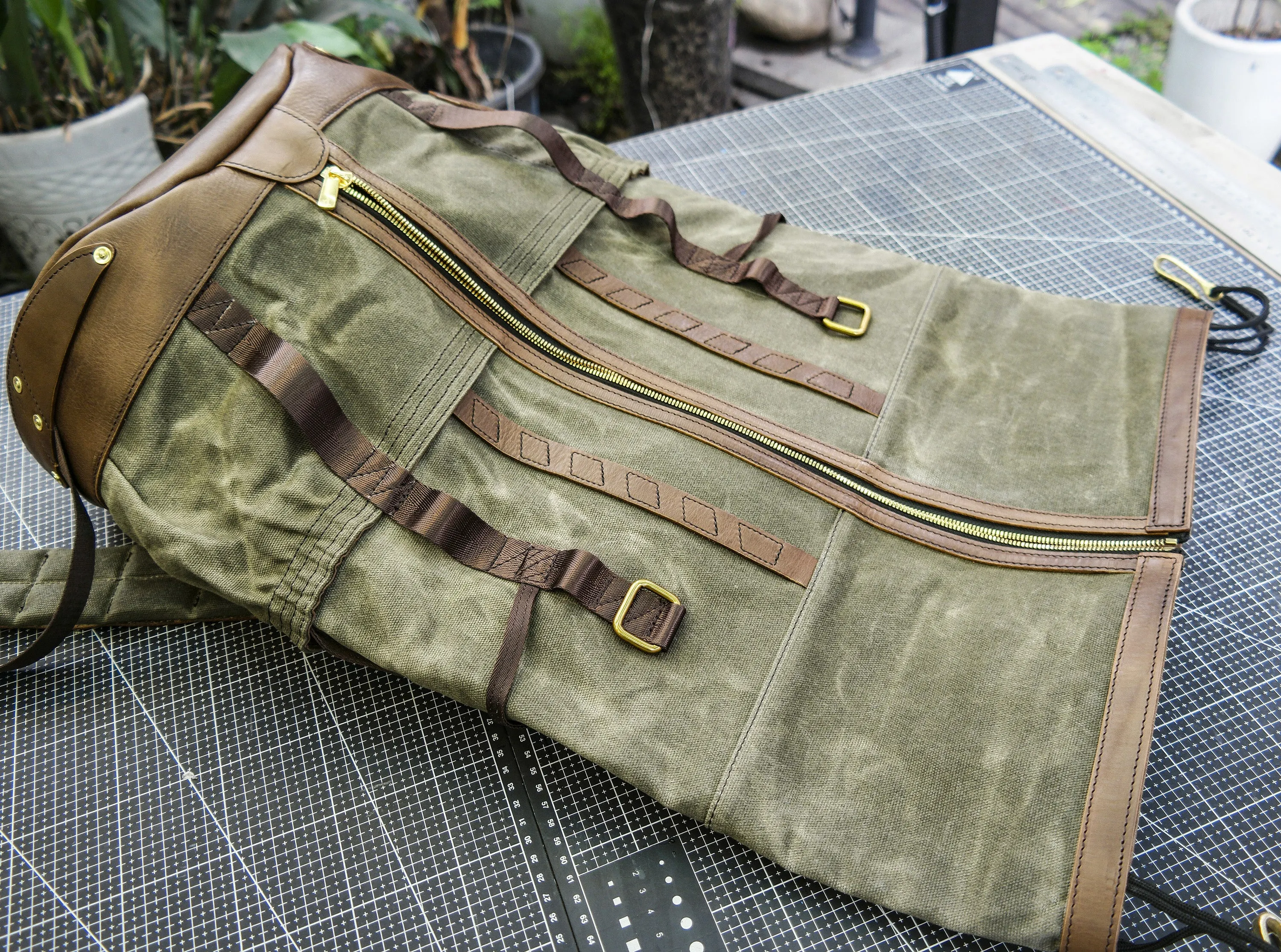 【Physical Pattern】Retro oil wax canvas backpack - backpack travel, cycling backpack, motorcycle travel - leather backpack pattern