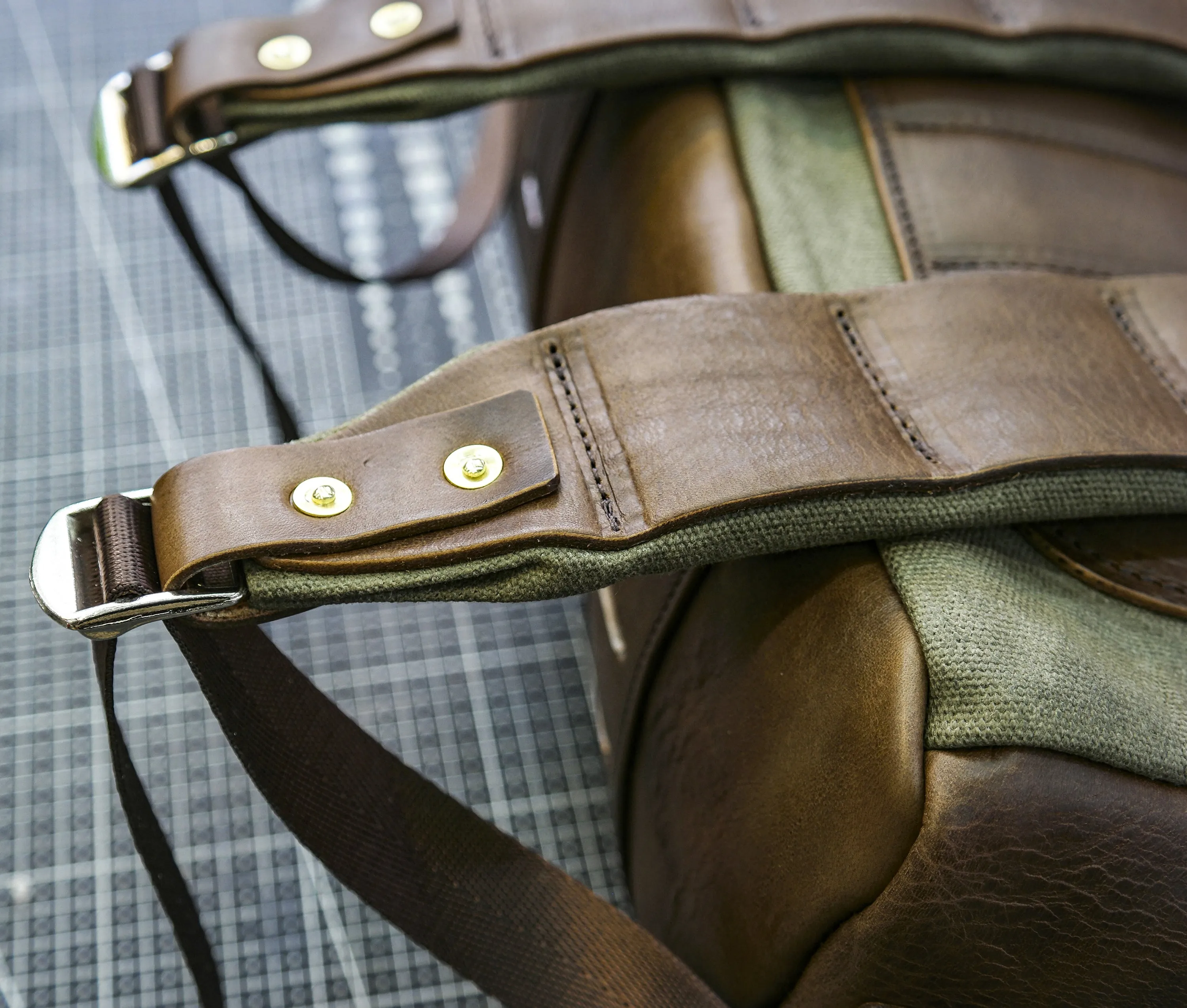 【Physical Pattern】Retro oil wax canvas backpack - backpack travel, cycling backpack, motorcycle travel - leather backpack pattern