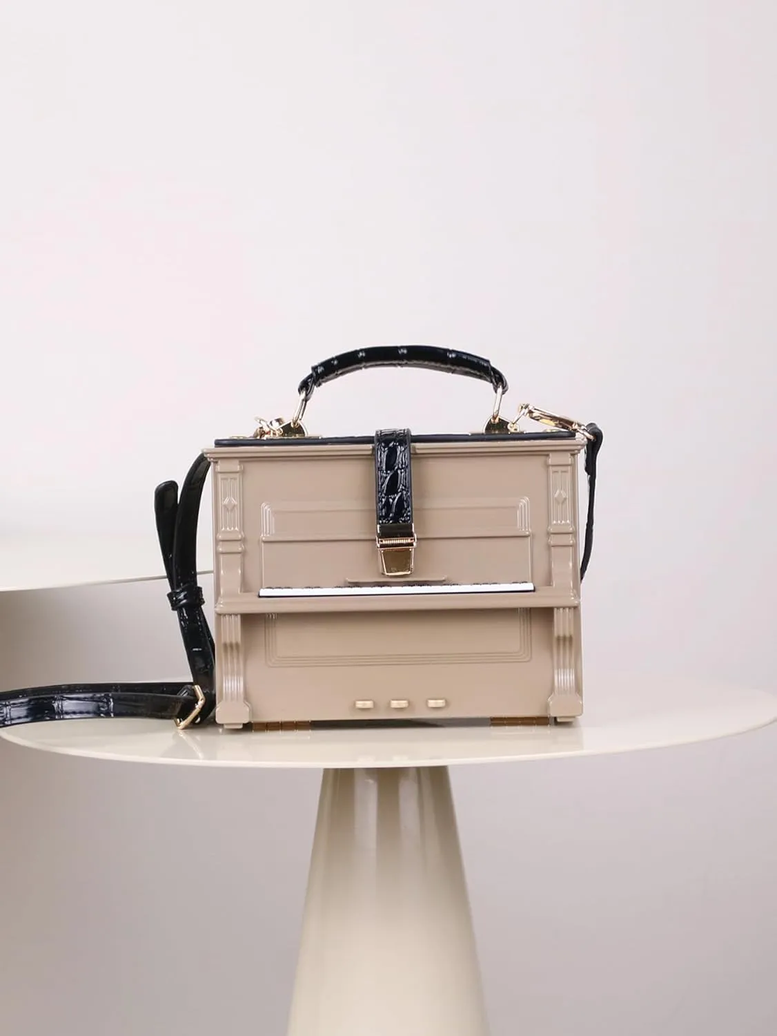Piano Shaped Purse Handbag Women Crossbody Shoulder Bag Box Shaped Acrylic Evening Top Handle Clutch Bag Novelty Piano Purse