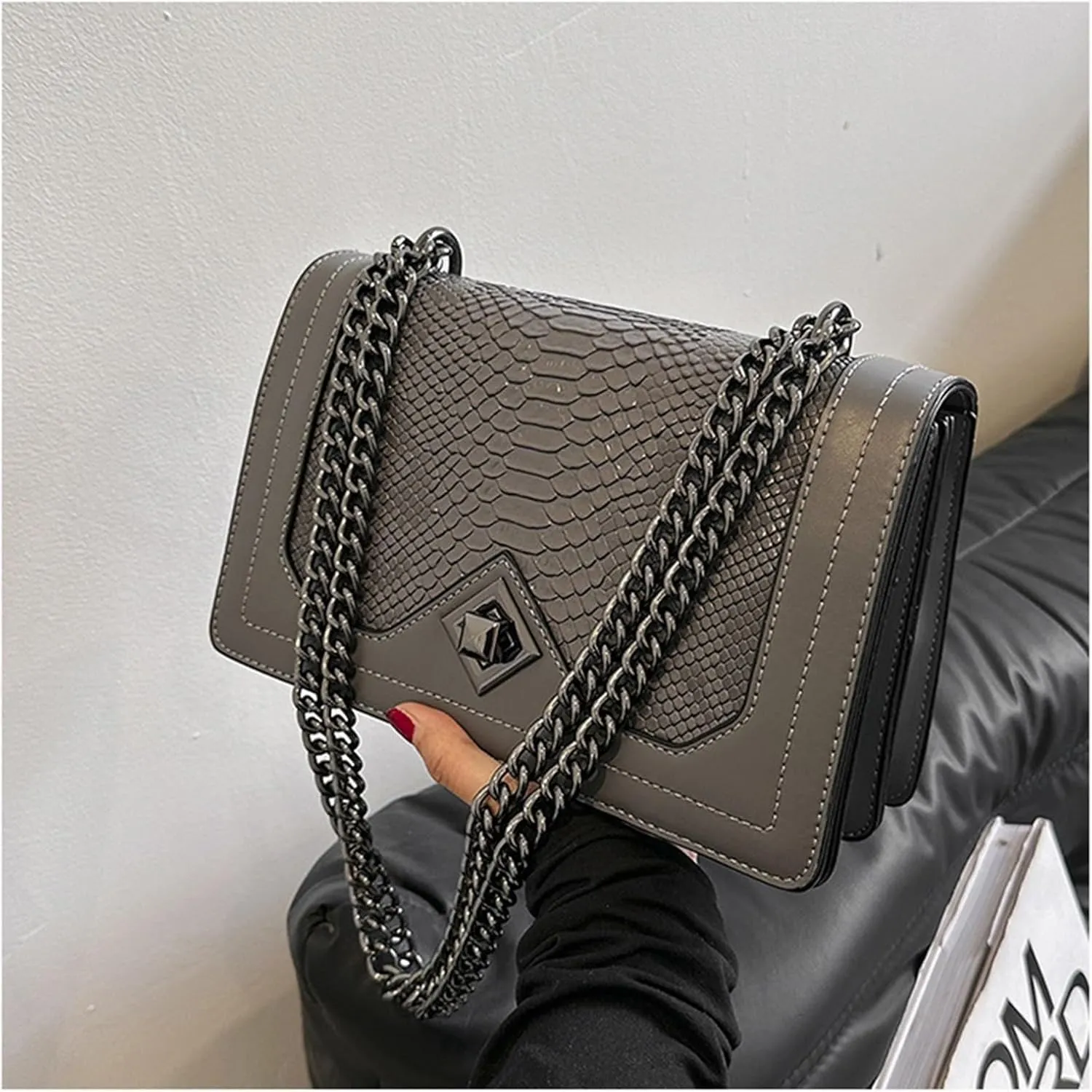PU Leather Snakeskin Print Crossbody Chain Shoulder Bag, Fashion-Retro Women's Bag, Shoulder Bag (Gray)