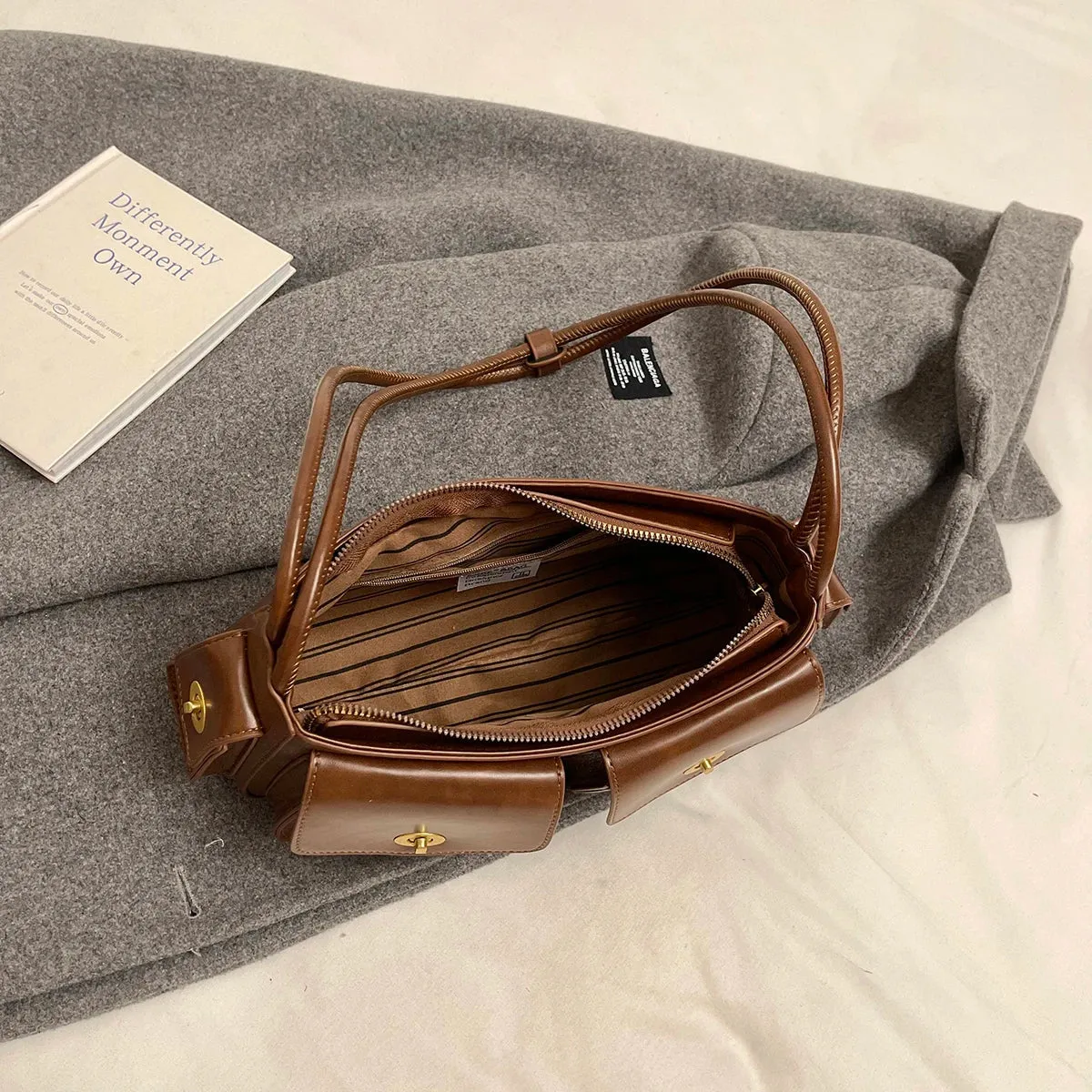 Small Faux Leather Double Pockets Crossbody Bags