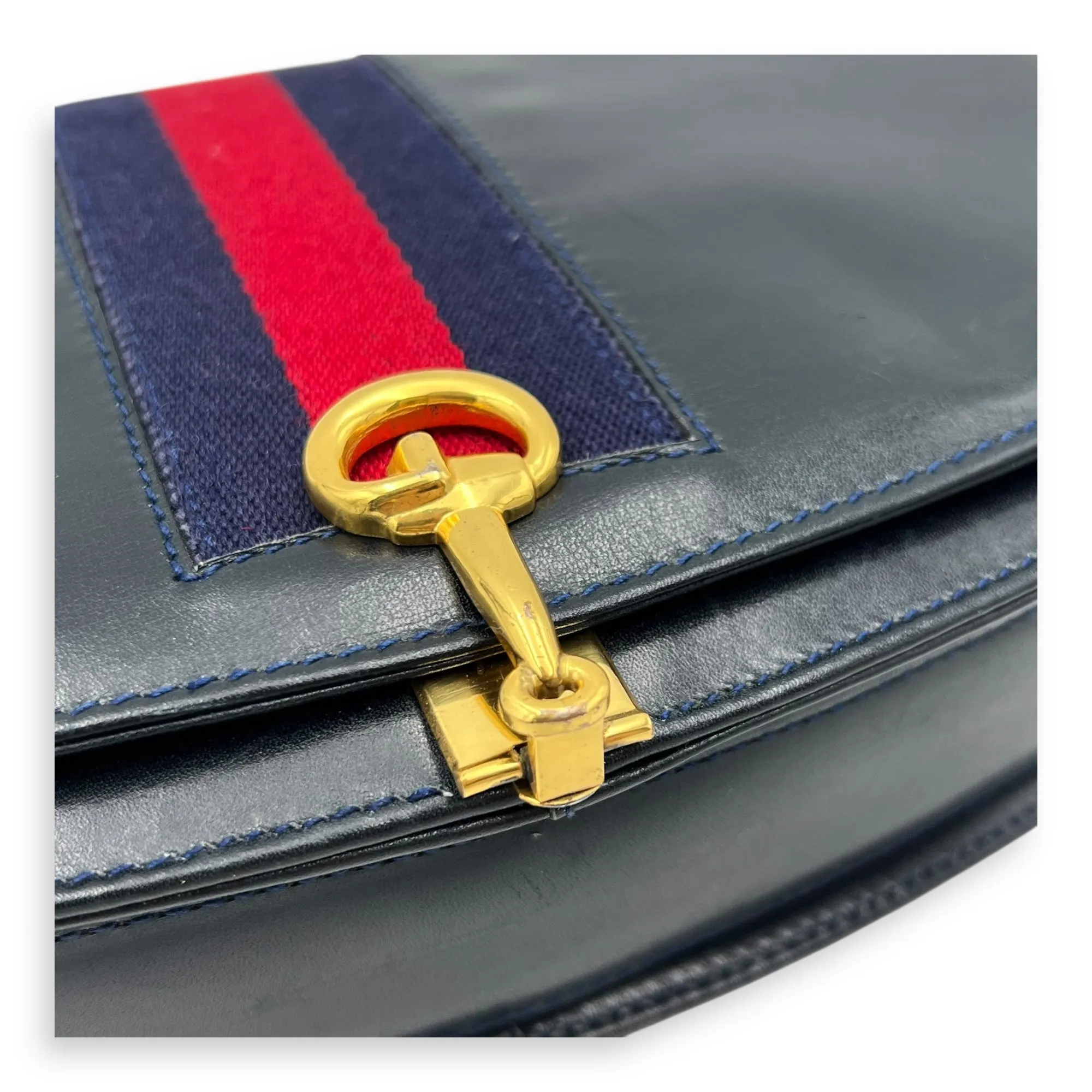 Vintage Crossbody Bag Blue in Calfskin, Gold hardware