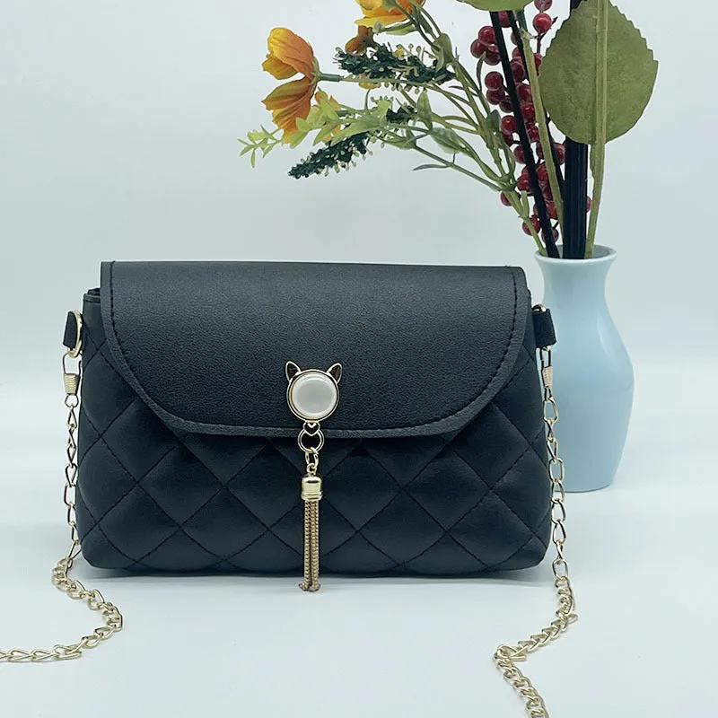 Women's Simple Diamond Pattern Tassel Chain Crossbody Bags