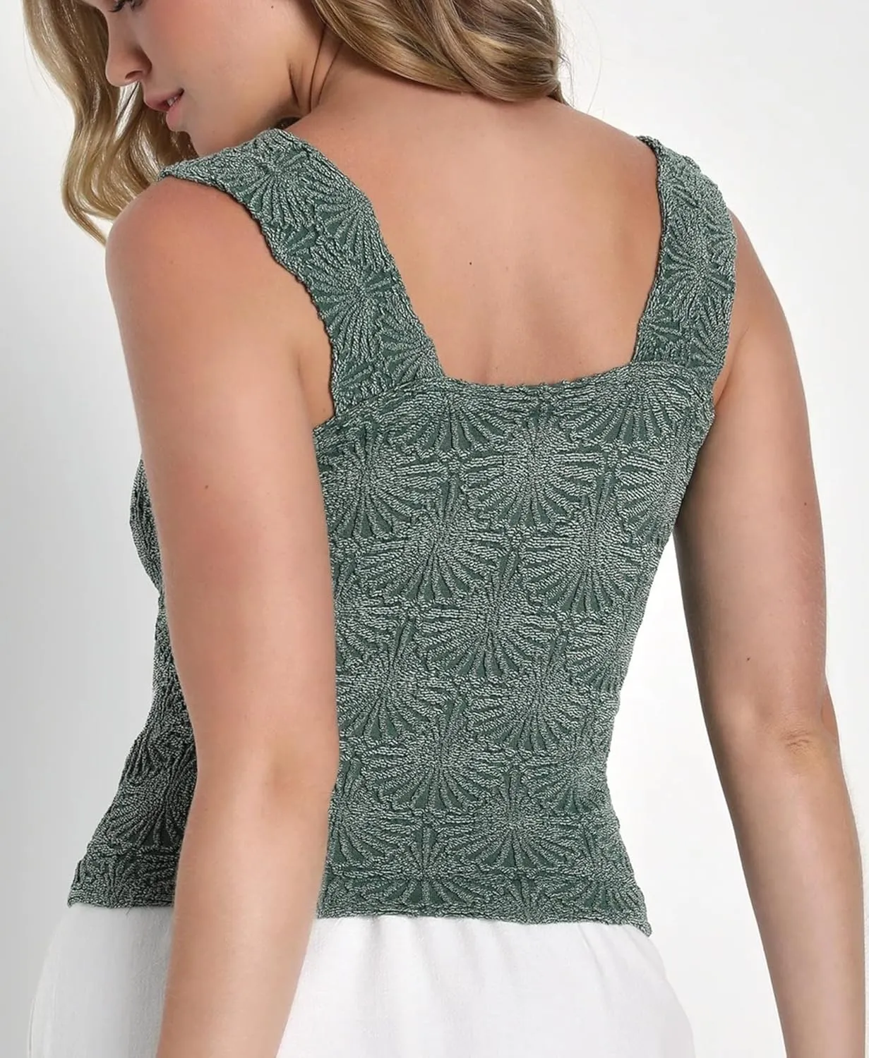 Women's Square Neck Wide Strap Crop Tank Tops Flower Going Out Tops Slim Fit Lettuce Trim Crop Cami Tops