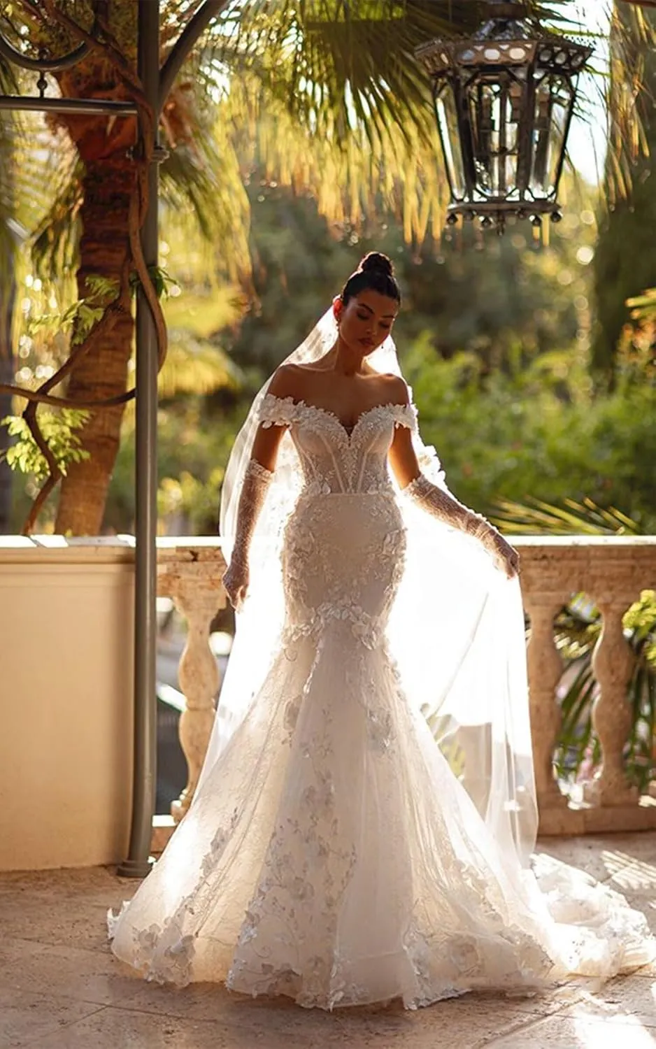 Zeeyecie Off Shoulder Tulle Wedding Dresses Mermaid Lace Applique V-Neck Sparkly Bridal Gowns with Train for Brides