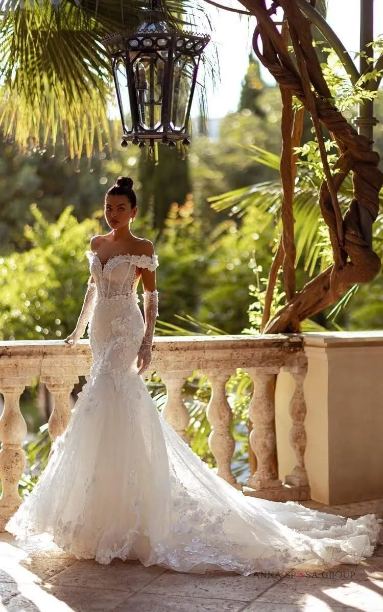 Zeeyecie Off Shoulder Tulle Wedding Dresses Mermaid Lace Applique V-Neck Sparkly Bridal Gowns with Train for Brides